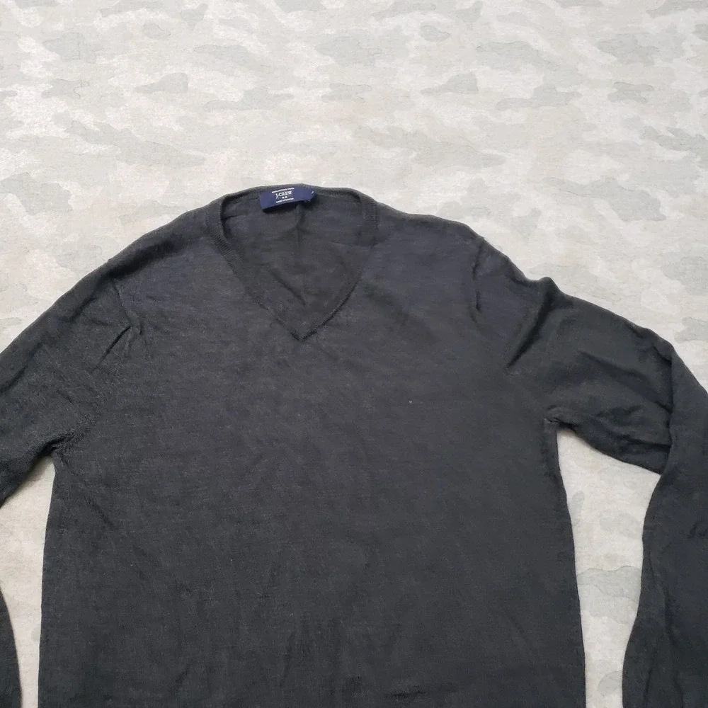 J. Crew Sweater Mens Large Gray Pullover V-Neck Merino Wool Preppy